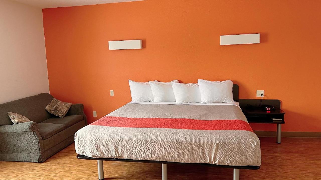 Motel 6-Regina, Sk Eksteriør bilde