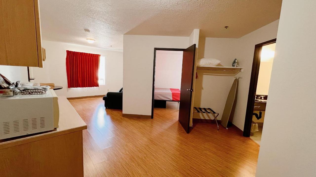 Motel 6-Regina, Sk Eksteriør bilde